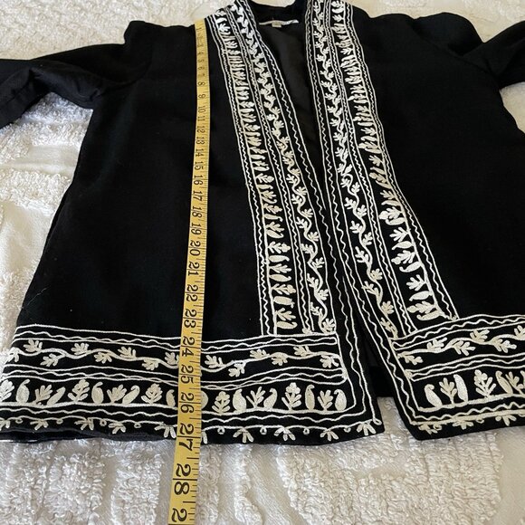 TravelSmith Wool Jacket Womens Black Embroidered Hidden Pockets Lagenlook Boho M - Picture 10 of 14